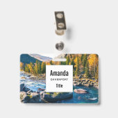 Rivier en bergen landschapsfoto badge (Achterkant met clip)