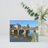 Rivier en brug bij Josselin in Frankrijk Feestdagenkaart (Staand voorkant)