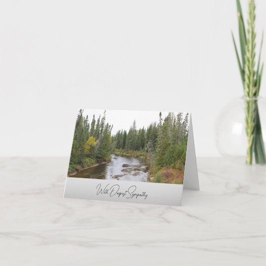 Rivier tussen de Evergreens - Sympathy Card Kaart (Voorkant)