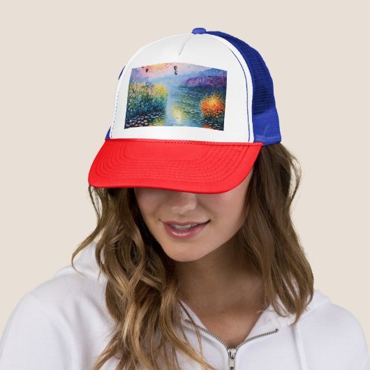 rivierscène met heteluchtballonnen trucker pet (In situ)