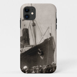 RMS Lusitania arriveert New York City 1907 iPhone 11 Hoesje