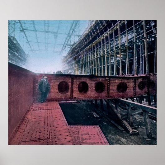 RMS Titanic Construction in Belfast Ireland Poster (Voorkant)