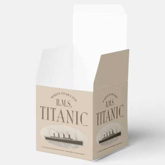 RMS Titanic spookschip Sepia Classic 2x2 gunstbox Bedankdoosjes (Geopend)