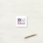 RN Geregistreerde Verpleegkundige 4 Juli Subtle Am Post-it® Notes (Op bureau)