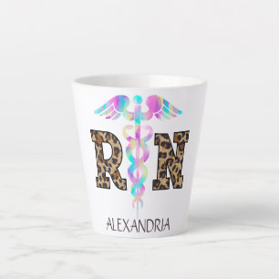 "RN" in Leopard Print- Kleurrijke Medische Logo Latte Mok
