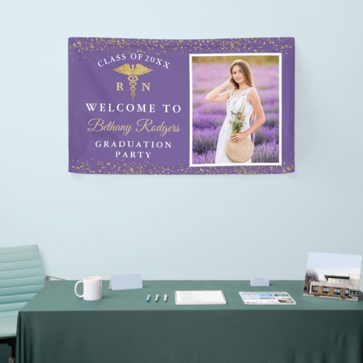RN Nurzing Afstuderen Paars Gold Glitter Foto Spandoek (Beurs)