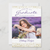 RN verpleegkunde afstudeerfoto met paarse bloemen  Kaart (Voorkant)