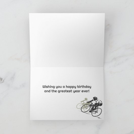 Road Fietsers met Retro Sunburst Bike Verjaardag Kaart (Binnen)