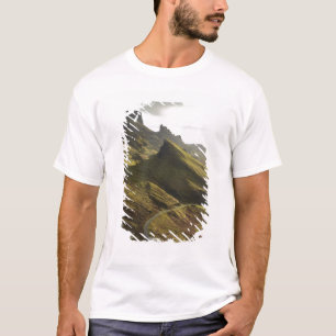 Road naar het opstijgen van de Quiraing, eiland Sk T-shirt