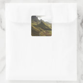 Road naar het opstijgen van de Quiraing op het eil Vierkante Sticker (Tas)