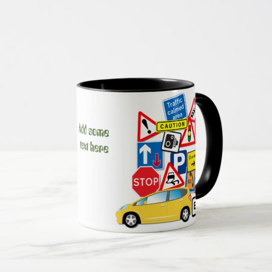 Road Signs and Yellow Automobile Mok (Voorkant rechts)