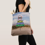 Road Trip 60th Birthday Funny Signs Jouw naam toev Tote Bag<br><div class="desc">Grappige roadtrip borden winkelen canvas tas voor degenen die het vieren van een 60e verjaardag. Geïnspireerd door verkeersborden,  ontworpen om een grinnik te verhogen. Voeg eenvoudig de naam die u nodig hebt toe aan het groene bord met behulp van de meegeleverde sjabloon.</div>