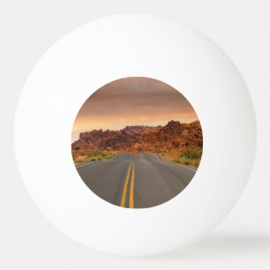 Road trip zonsondergang pingpongbal
