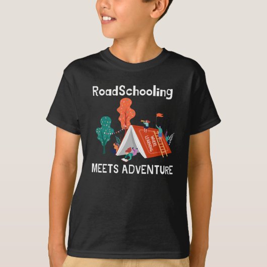 Roadscholing: waar leren samenkomt met avontuur t-shirt (Voorkant)