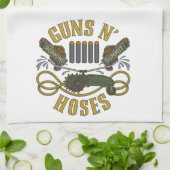 Roaming X Summit: Guns N' Hoses Neighborhood Shirt Theedoek (Gevouwen)