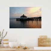 -Roanoke Lighthouse in Dusk Poster (Keuken)