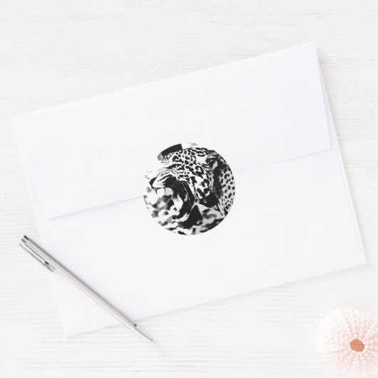 Roaring Jaguar Ronde Sticker (Envelop)