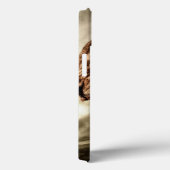 Roaring lioness against stormy Case-Mate iPhone case (Achterkant / Rechts)