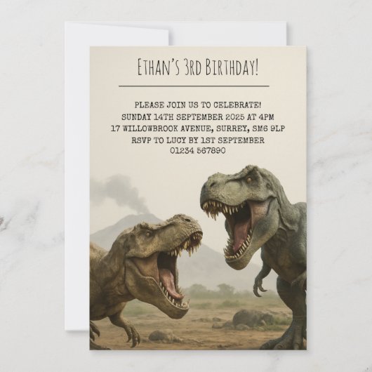 Roaring T-Rex Duo in Realistic Birthday Kaart (Voorkant)