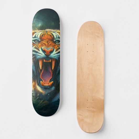 Roaring Tiger Moonlit Oerwoud Persoonlijk Skateboard (Voorkant)