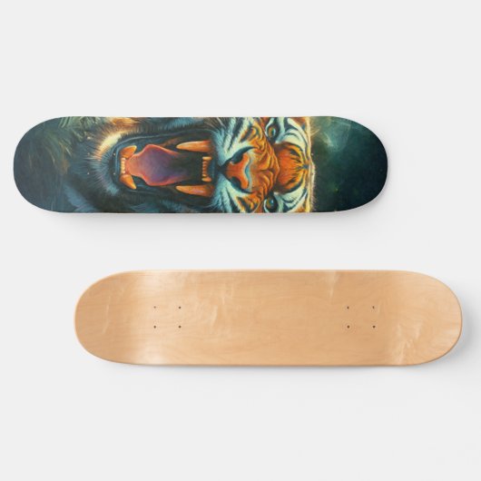Roaring Tiger Moonlit Oerwoud Persoonlijk Skateboard (Horizontaal)