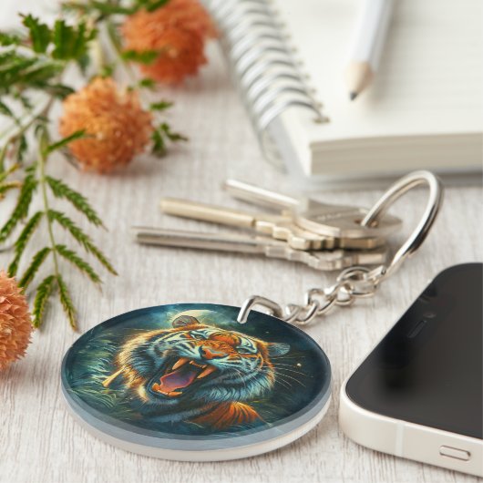 Roaring Tiger Moonlit Oerwoud Sleutelhanger (Voorkant Rechts)