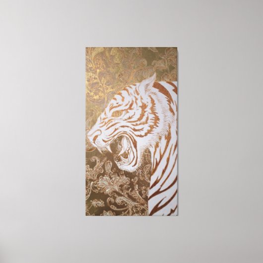 Roaring White Tiger Canvas – Ornate Gold Artwork (Voorkant)