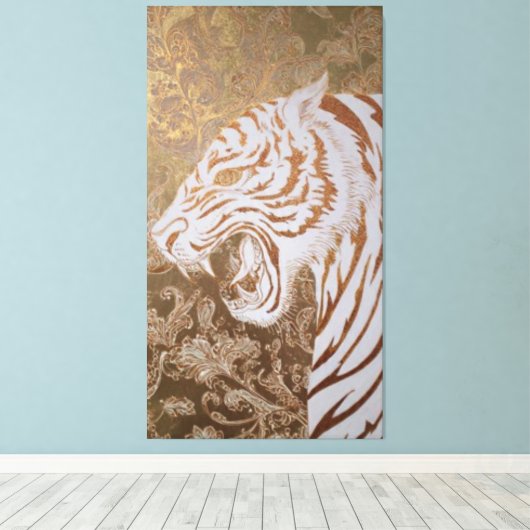 Roaring White Tiger Canvas – Ornate Gold Artwork (Insitu (Houten vloer))