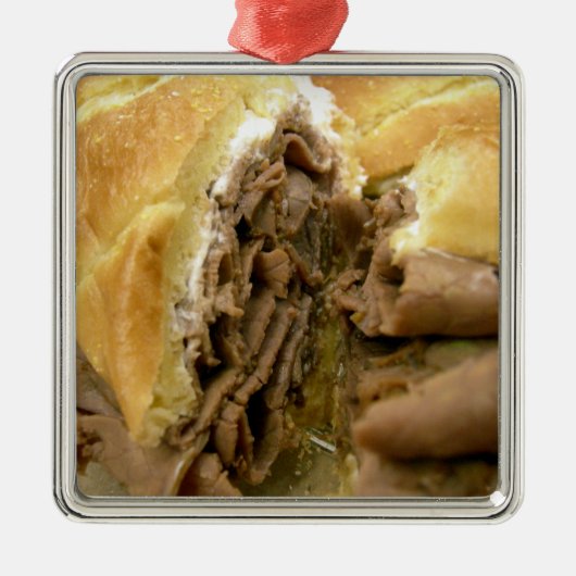 Roast beef sandwich met crèmegeit metalen ornament (Voorkant)