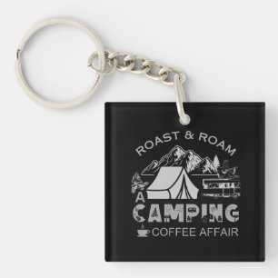 Roast & Roam-A Camping Koffie Affair Design Sleutelhanger