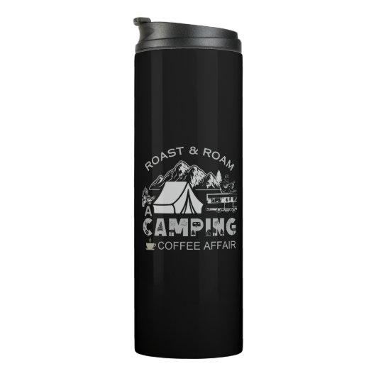 Roast & Roam-A Camping Koffie Affair Design Thermosbeker (Geroteerd rechts)