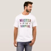 ROBERMASTER VAN DE KAMPFIRE Hiking Camping Life T-shirt (Voorkant volledig)