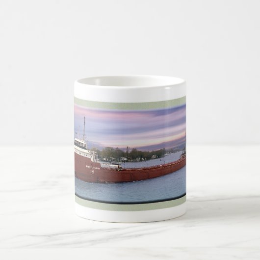 Robert C. Stanley mok (Center)