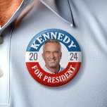 Robert F Kennedy JR 2024 Ronde Button 5,7 Cm<br><div class="desc">Een leuk ontwerp met Kennedy's naam in de stijl van een  knop uit de geschiedenis. Een patriottisch sterrenontwerp voor Kennedy die zich kandidaat stelt voor het President in 2024.</div>