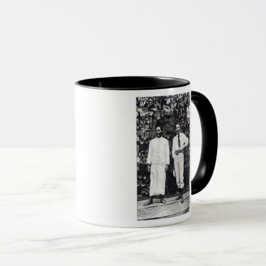 Robert Louis Stevenson en zijn vriend Mok (Voorkant rechts)