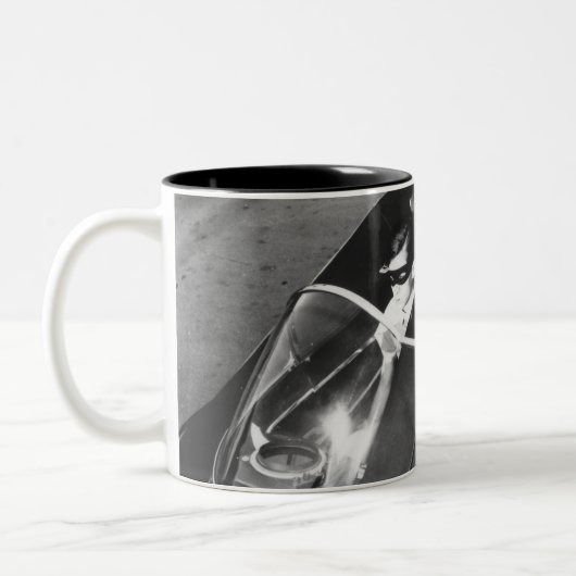 Robin en Batman in Batmobile Tweekleurige Koffiemok (Links)