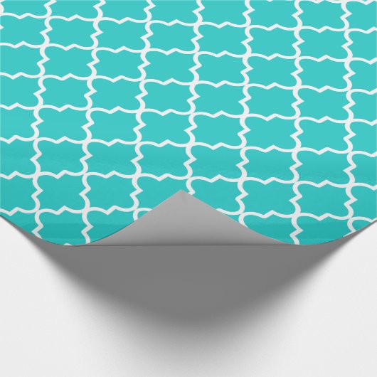 Robin's Egg Blauw en Wit Marokkaanse Quatrefoil Cadeaupapier (Hoek)