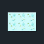 Robin's Egg Blue Atomic Starbursts Canvas Print<br><div class="desc">Dit Robin's Egg Blue Iconic Atomic Starbursts Stretched Canvas Print patroon kenmerkt iconische atomaire starbursts. Dat klopt! De oude school, robin's eitblauwe achtergrond met gouden spugen, is de perfecte achtergrond voor de levendige turquoise, het kalkselderij en kitschy peren groene cirkels. De vlekken van kleur worden sporadisch geplaatst in diverse grootte...</div>