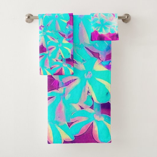 Robin's Egg Blue Peppermint Twist Phlox Flowers Bad Handdoek (Insitu)