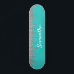 Robin's Egg Blue Silver Glitter Drips Persoonlijk Skateboard<br><div class="desc">Dit ontwerp kan worden gepersonaliseerd door de aanpassingsoptie te kiezen om tekst toe te voegen of andere veranderingen aan te brengen. Als dit product de optie heeft om het ontwerp naar een ander object over te brengen, moet u het ontwerp zo nodig aanpassen. Neem contact met me op colorflowcreations@gmail.com als...</div>