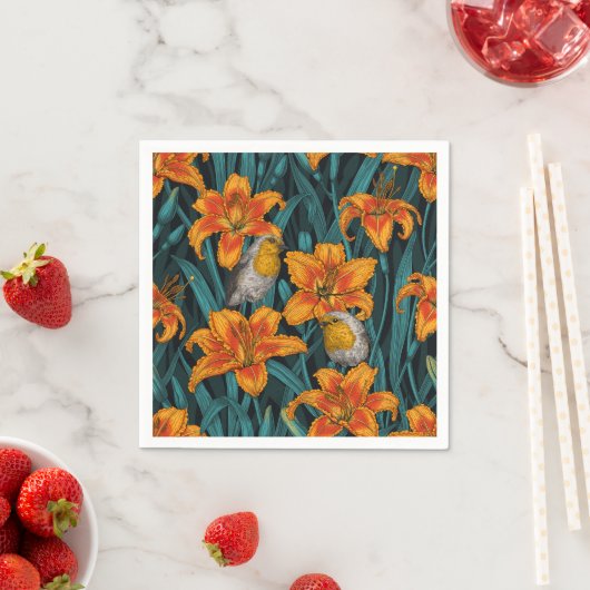 Robins en leliebloemen, sinaasappel en blauw servet (Insitu)