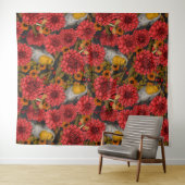 Robins in de herfsttuin, rode dahlias op zwart wandkleed (In Situ (horizontaal))