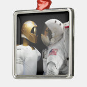 Robonaut 2, een handige, humanoïde astronaut hel 3 metalen ornament (Links)
