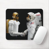 Robonaut 2, een handige, humanoïde astronaut hel 4 muismat (Met muis)