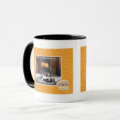 Robranden van noten mok (Voorkant links)