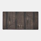 Robuust, donkerbruin, oud hout Monogram Bureaumat (Voorkant)