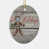 Robuust kerstfeest 2020 Gingerbrood Familienaam Keramisch Ornament (Rechts)