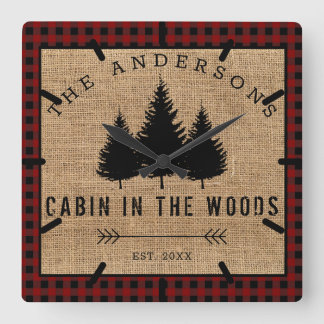 Robuust land Familienaam Cabin in de Bossen Vierkante Klok