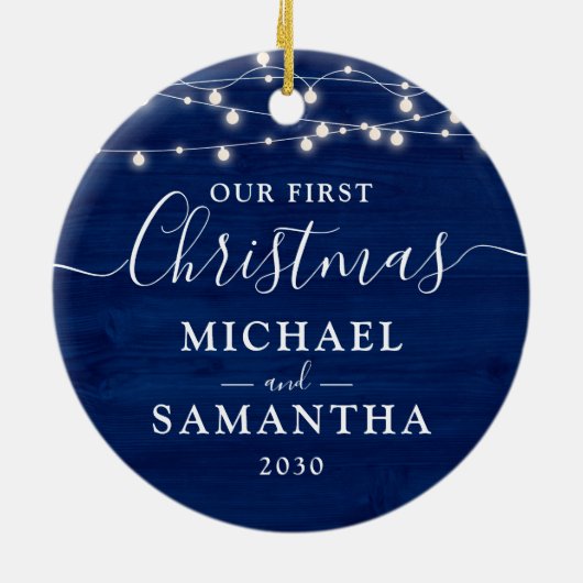 Robuust ons eerste kerstpaar Gepersonaliseerd Keramisch Ornament (Achterkant)