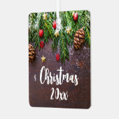 Robuuste kersttafel met pine en sneeuw metalen ornament (Voorkant links)